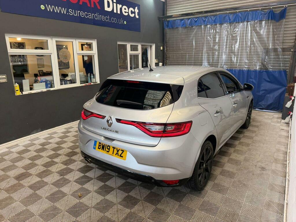 Renault Megane Iconic White #10