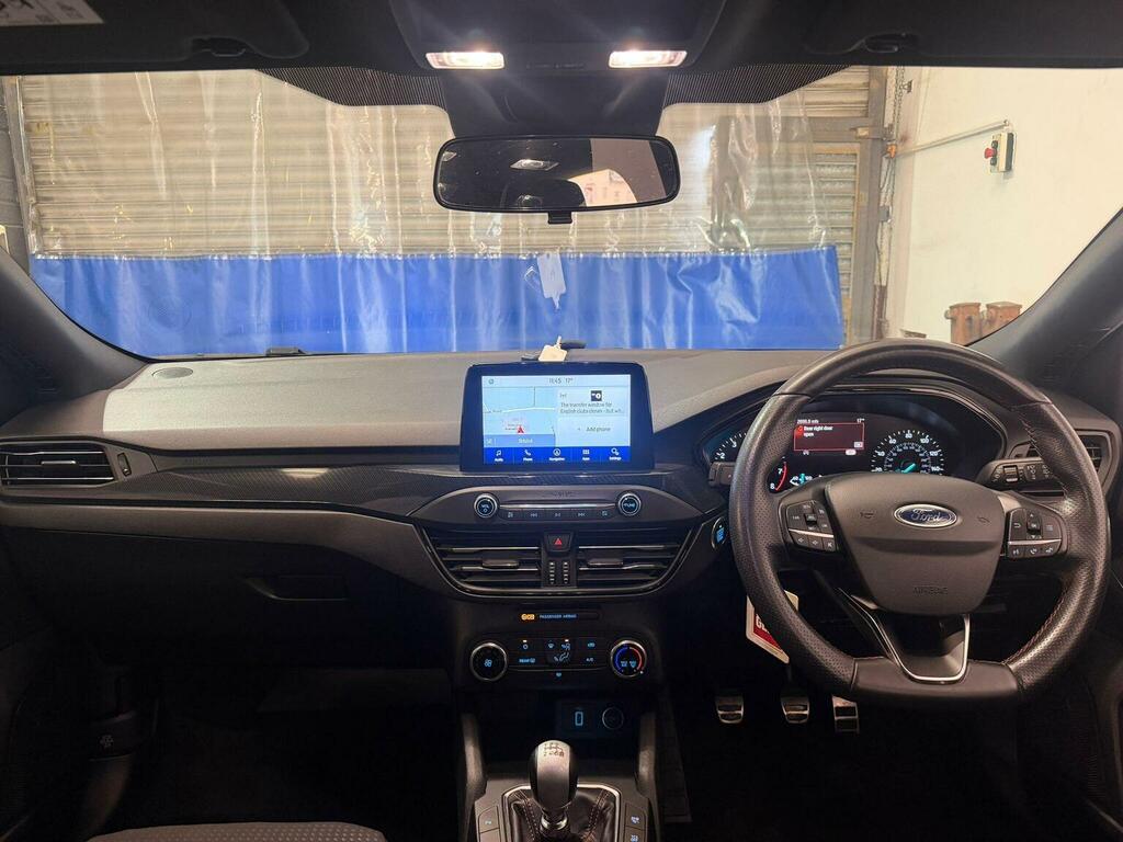 Ford Focus Hatchback 1.0T Ecoboost St-line Euro 6 Ss White #2