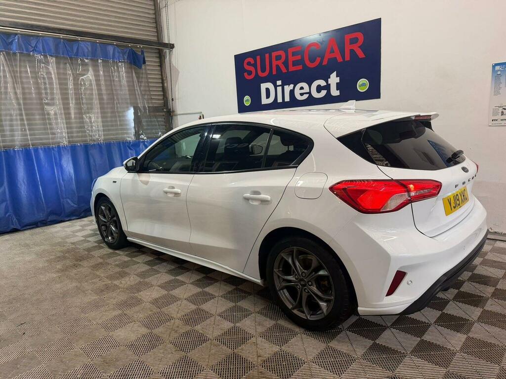 Ford Focus Hatchback 1.0T Ecoboost St-line Euro 6 Ss White #3