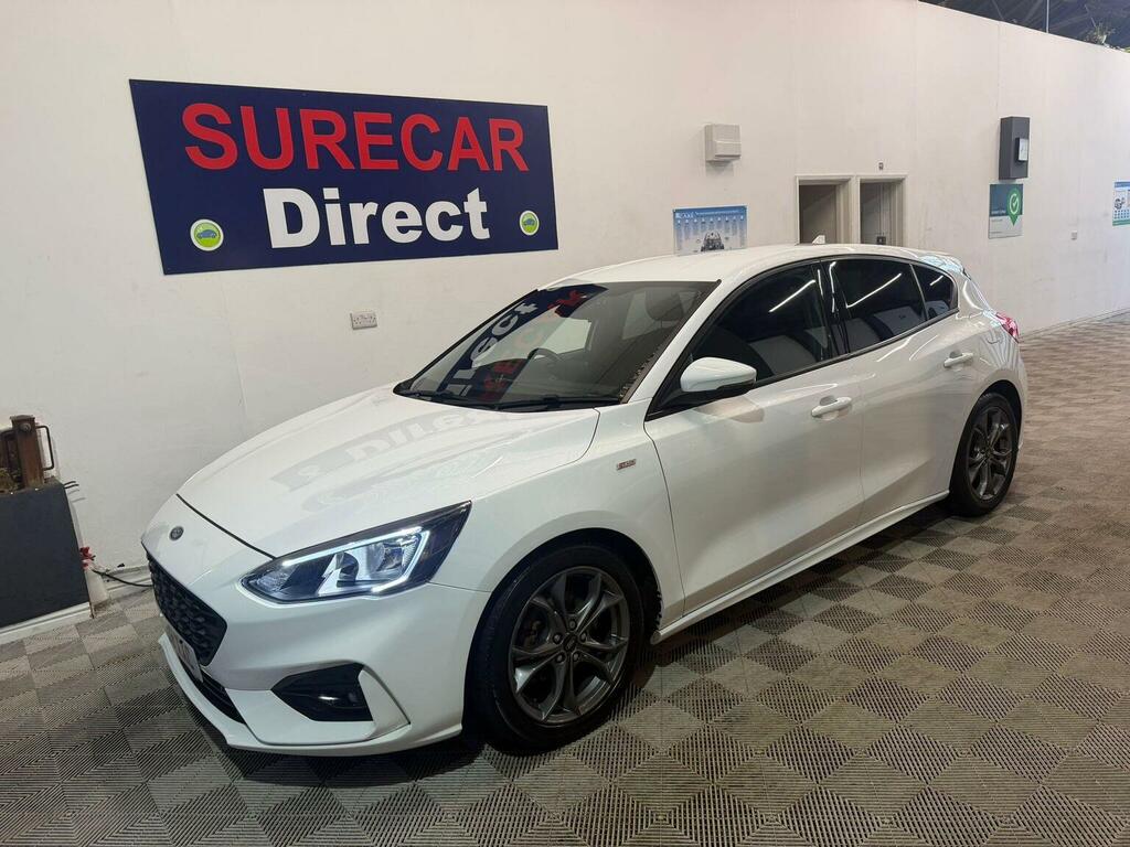 Ford Focus Hatchback 1.0T Ecoboost St-line Euro 6 Ss White