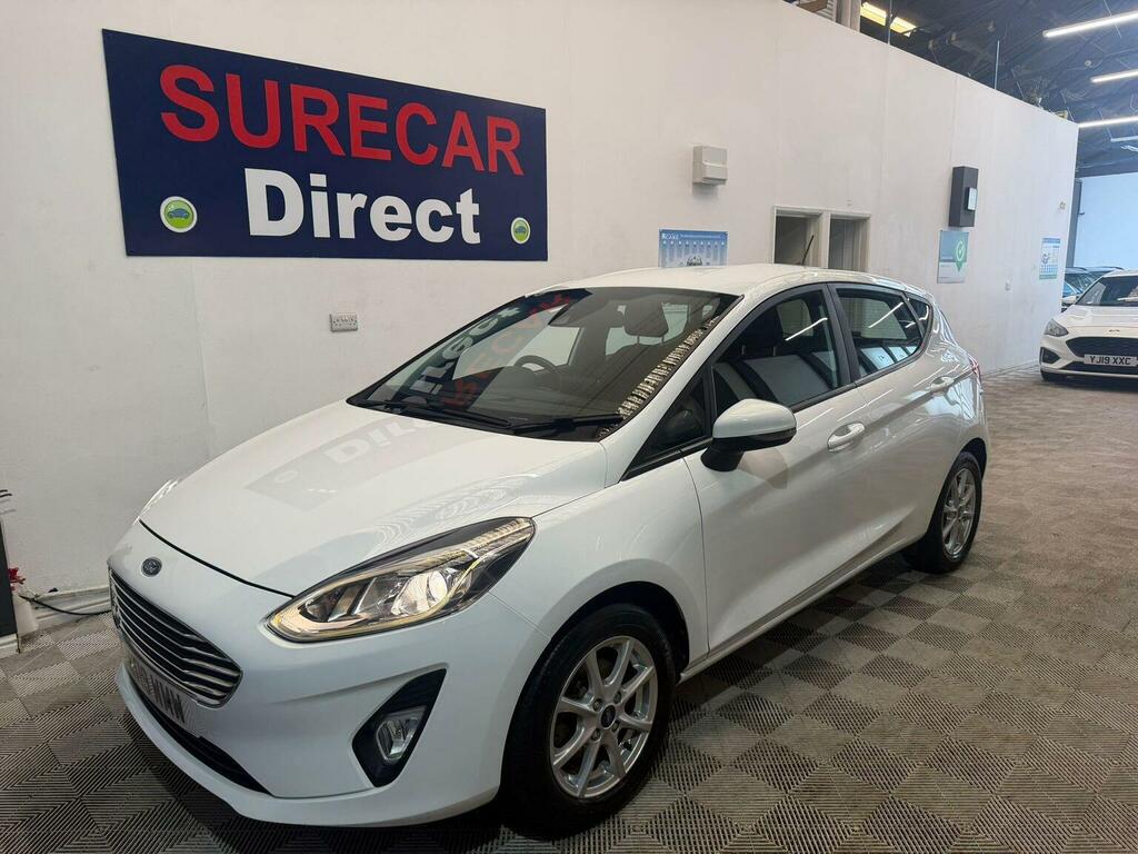 Ford Fiesta Hatchback 1.1 Ti-vct Zetec Euro 6 Ss 2019 White