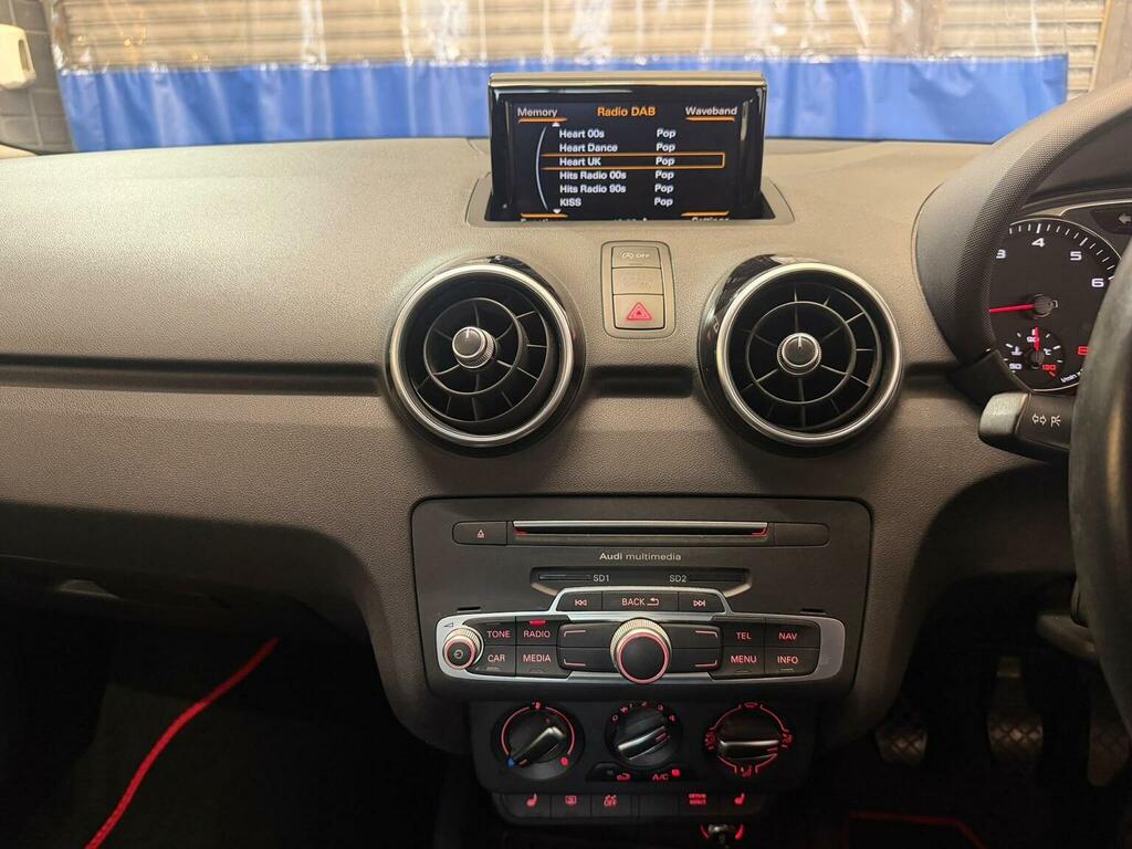 Audi A1 S Line 35 Tfsi 150 Ps S Tronic Black #14