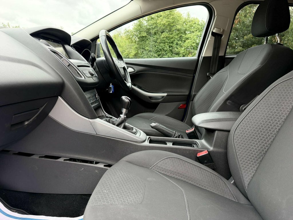 Ford Focus 1L Zetec Edition YH67XRZ Blue #6