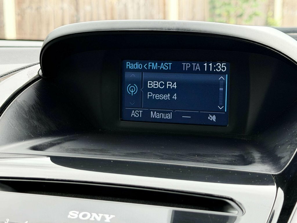 Ford B-Max 1.0 Ecoboost 125 Titanium X Red #54