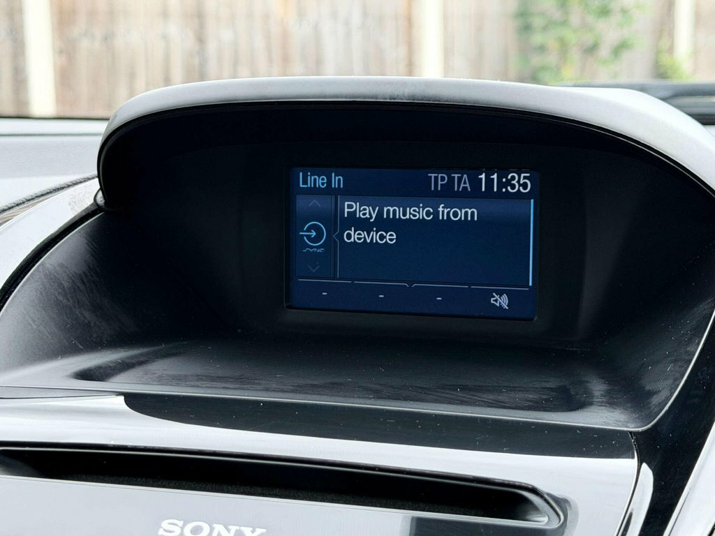 Ford B-Max 1.0 Ecoboost 125 Titanium X Red #58