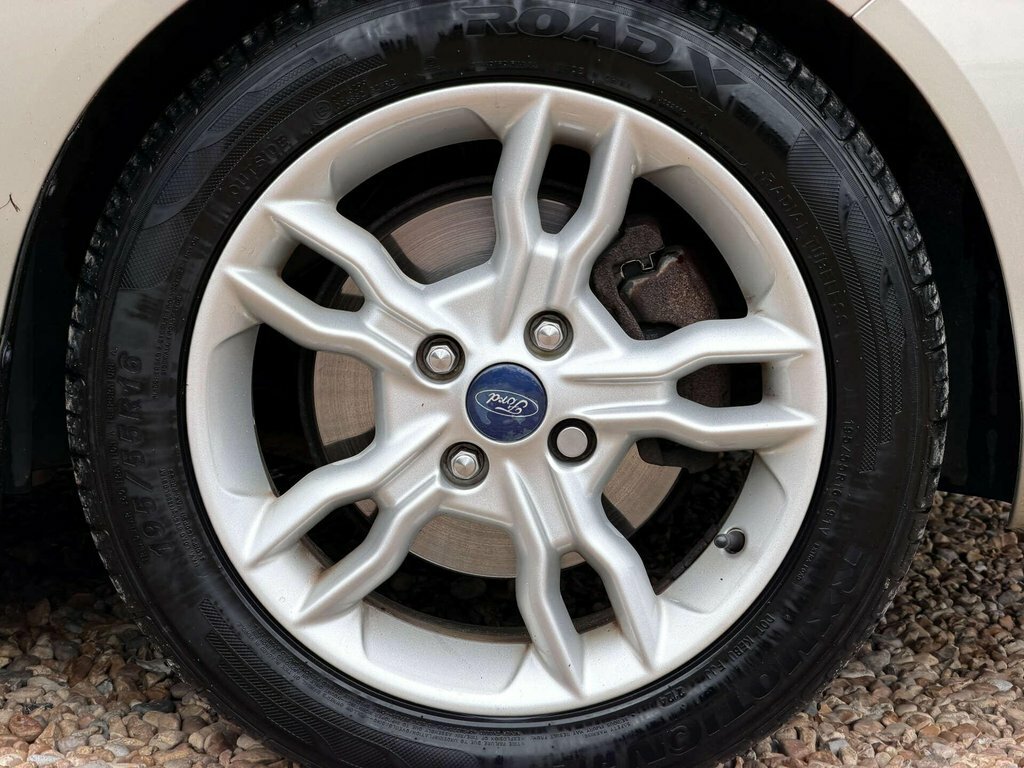 Ford B-Max 1.0 Ecoboost 125 Titanium X Red #28