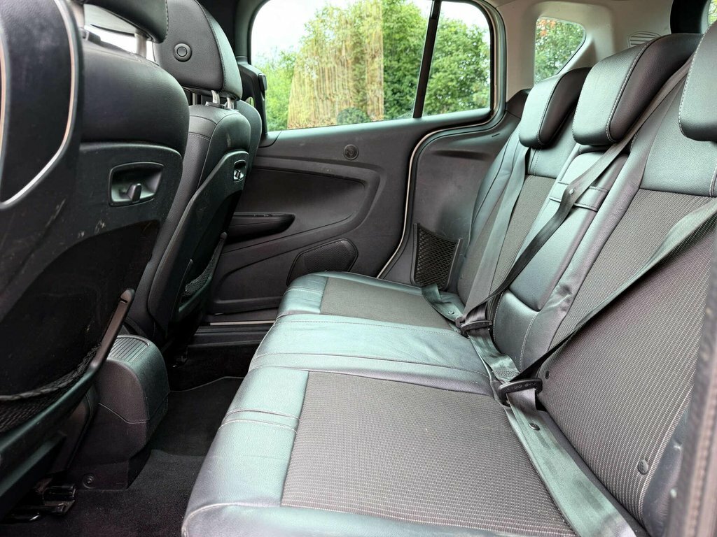 Ford B-Max 1.0 Ecoboost 125 Titanium X Red #10