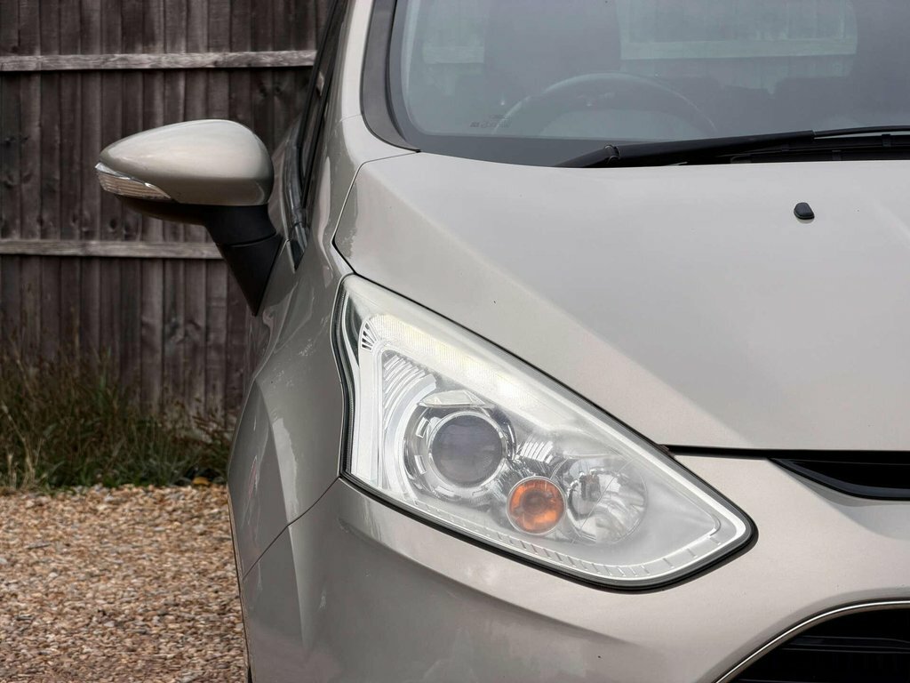 Ford B-Max 1.0 Ecoboost 125 Titanium X Red #18