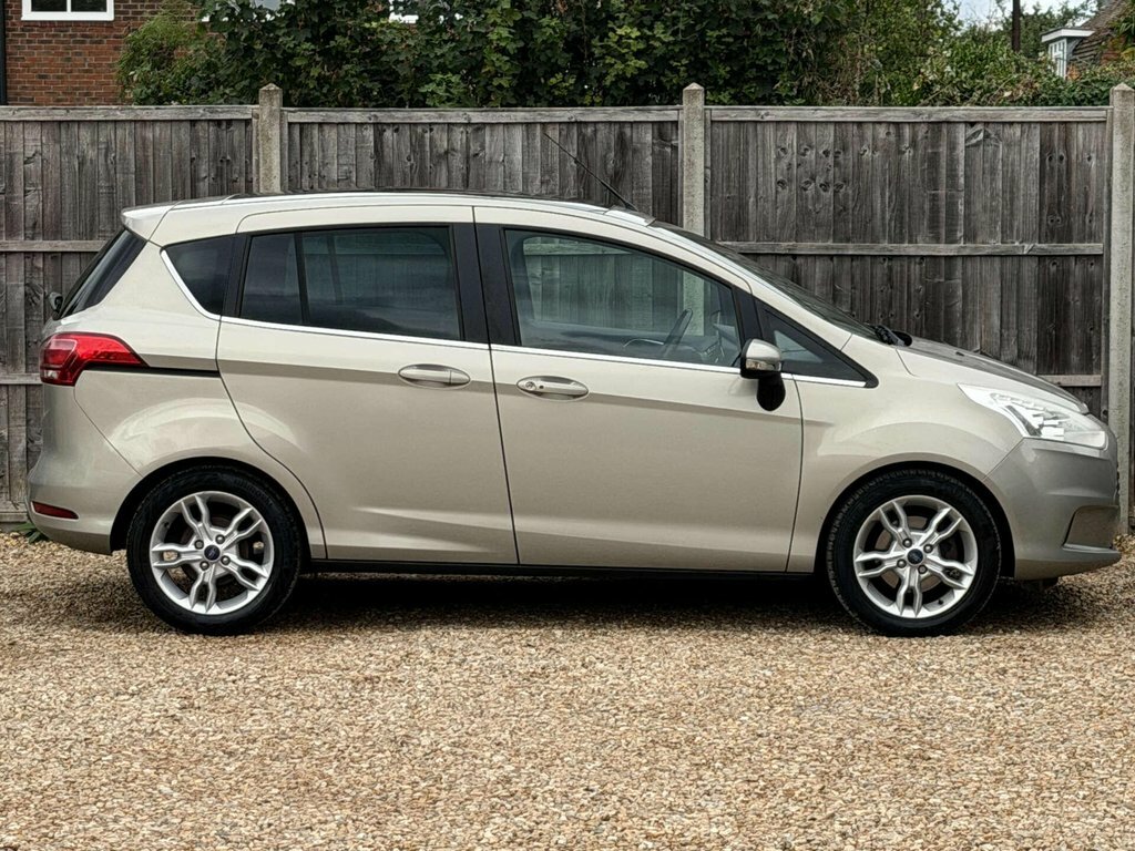 Ford B-Max 1.0 Ecoboost 125 Titanium X Red #14
