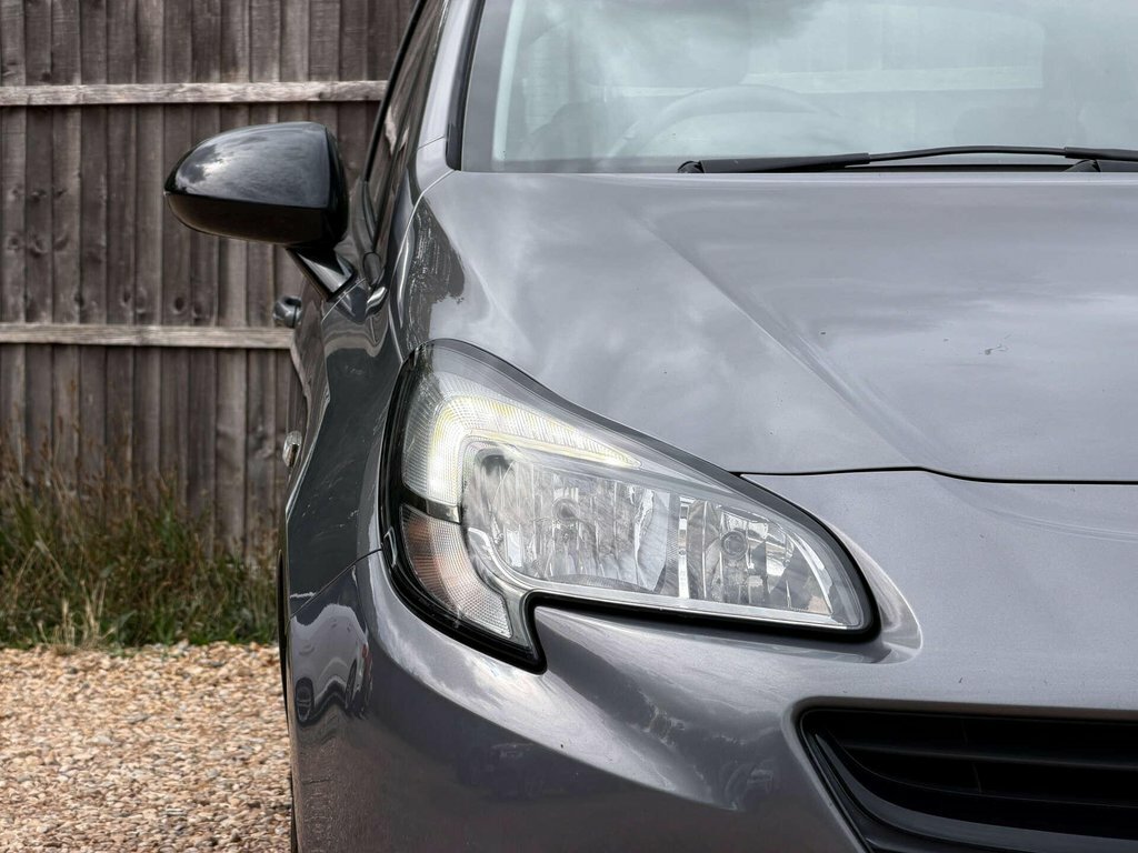 Vauxhall Corsa Corsa Sting Red #15