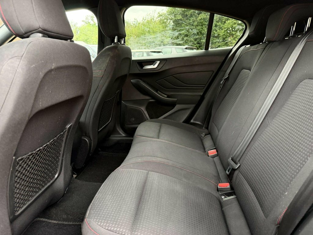 Ford Focus Titanium 1.0 125Ps Silver #10