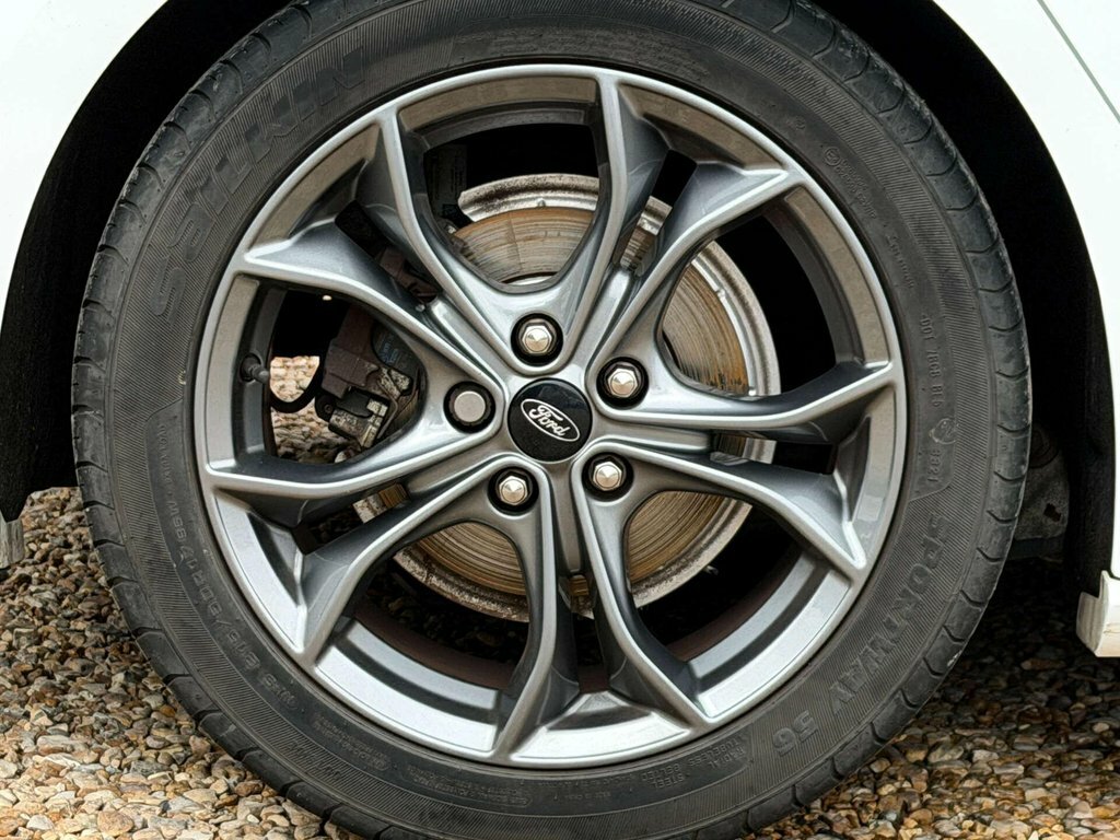 Ford Focus Titanium 1.0 125Ps Silver #28