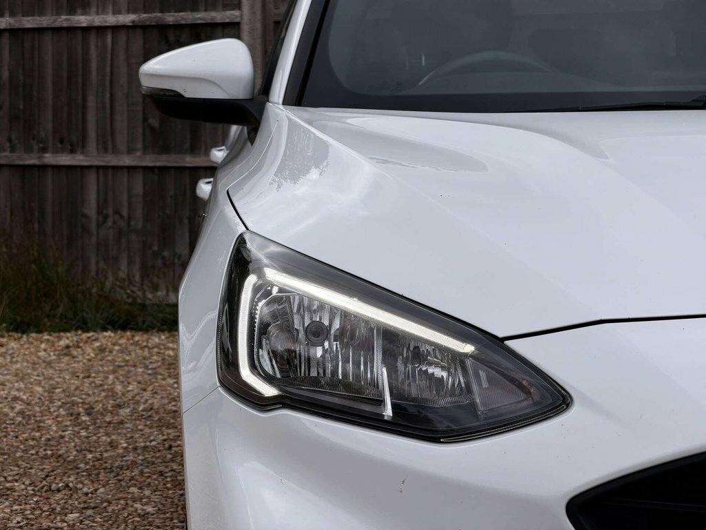 Ford Focus Titanium 1.0 125Ps Silver #18
