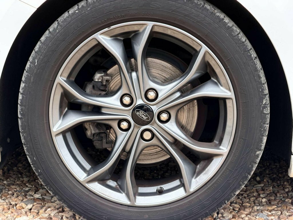 Ford Focus Titanium 1.0 125Ps Silver #26