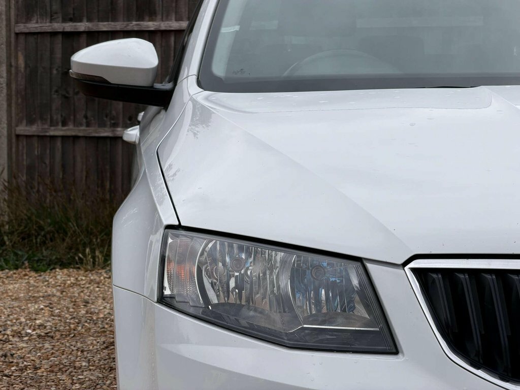 Skoda Octavia 1.6 Tdi Se Grey #18