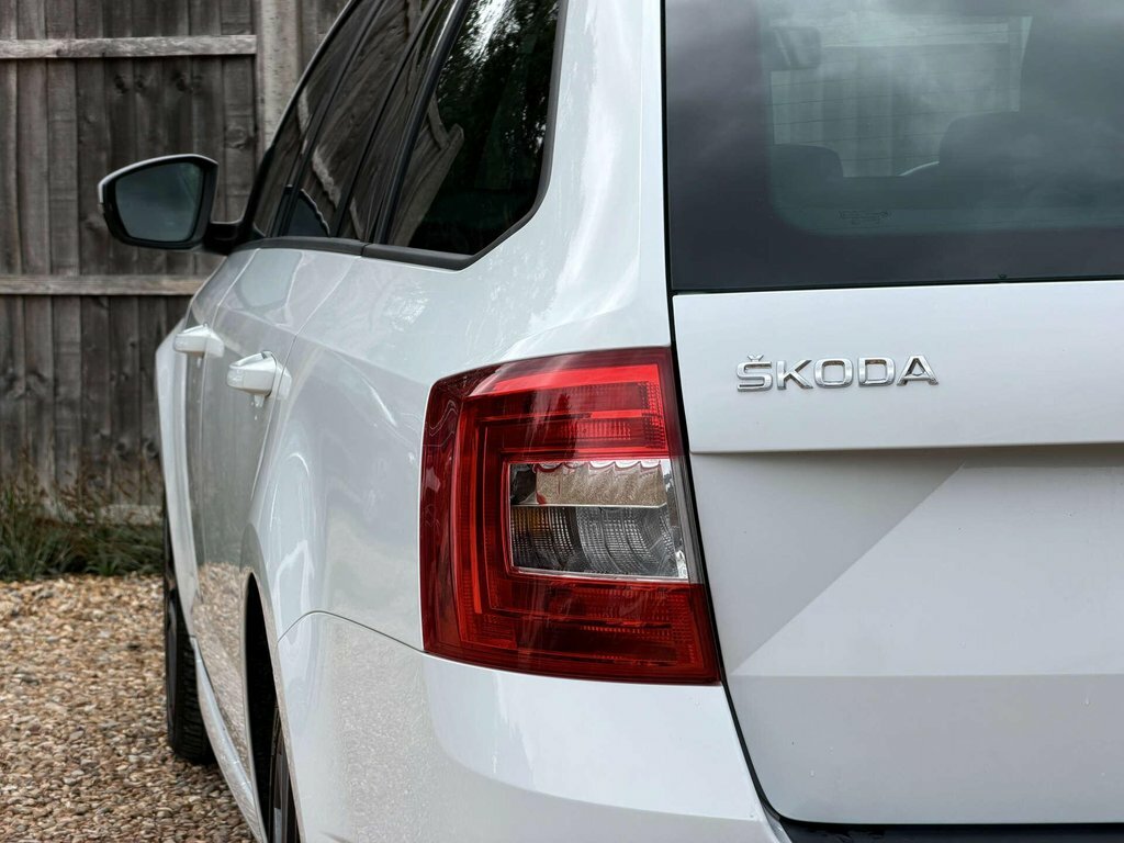 Skoda Octavia 1.6 Tdi Se Grey #22
