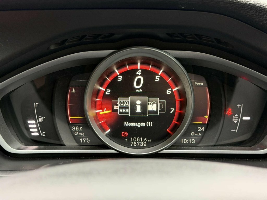 Volvo V40 2L Momentum Grey #40
