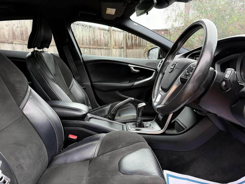 Volvo V40 2L Momentum Grey #28