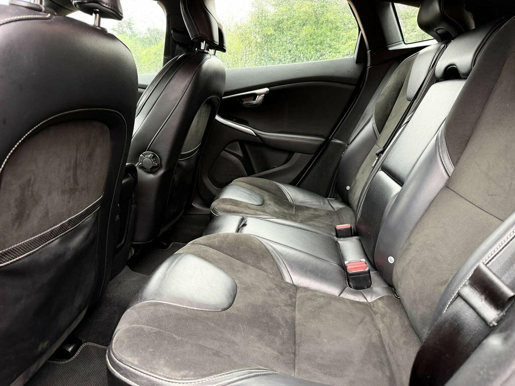 Volvo V40 2L Momentum Grey #32