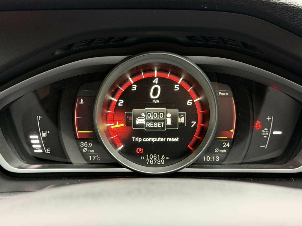 Volvo V40 2L Momentum Grey #39