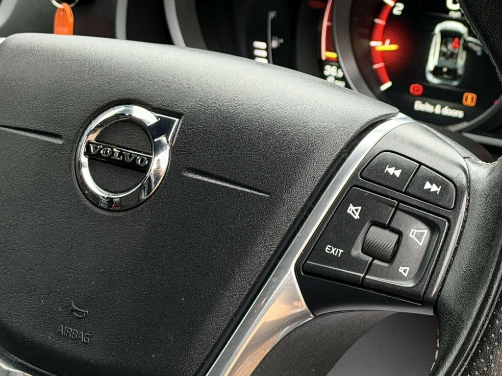 Volvo V40 2L Momentum Grey #42