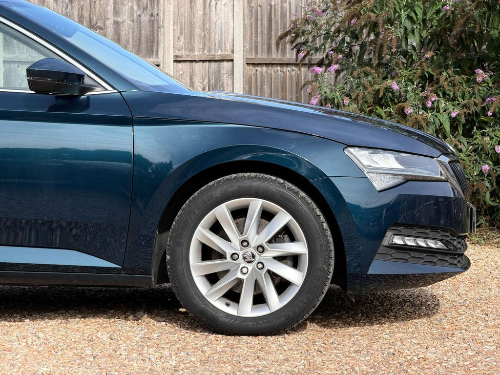 Skoda Superb Se L Executive Tsi Dsg Blue #19