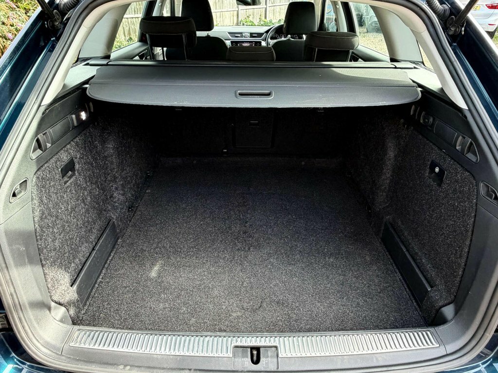 Skoda Superb Se L Executive Tsi Dsg Blue #63