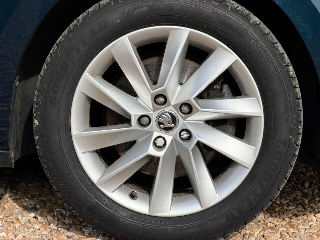 Skoda Superb Se L Executive Tsi Dsg Blue #24