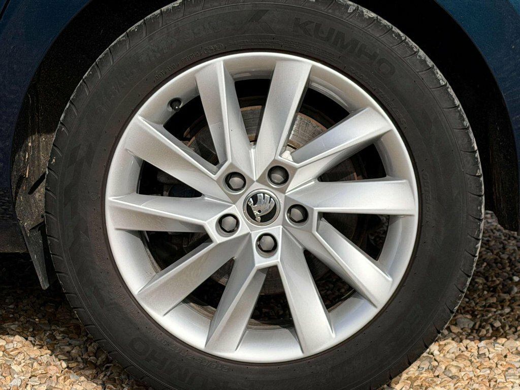 Skoda Superb Se L Executive Tsi Dsg Blue #26