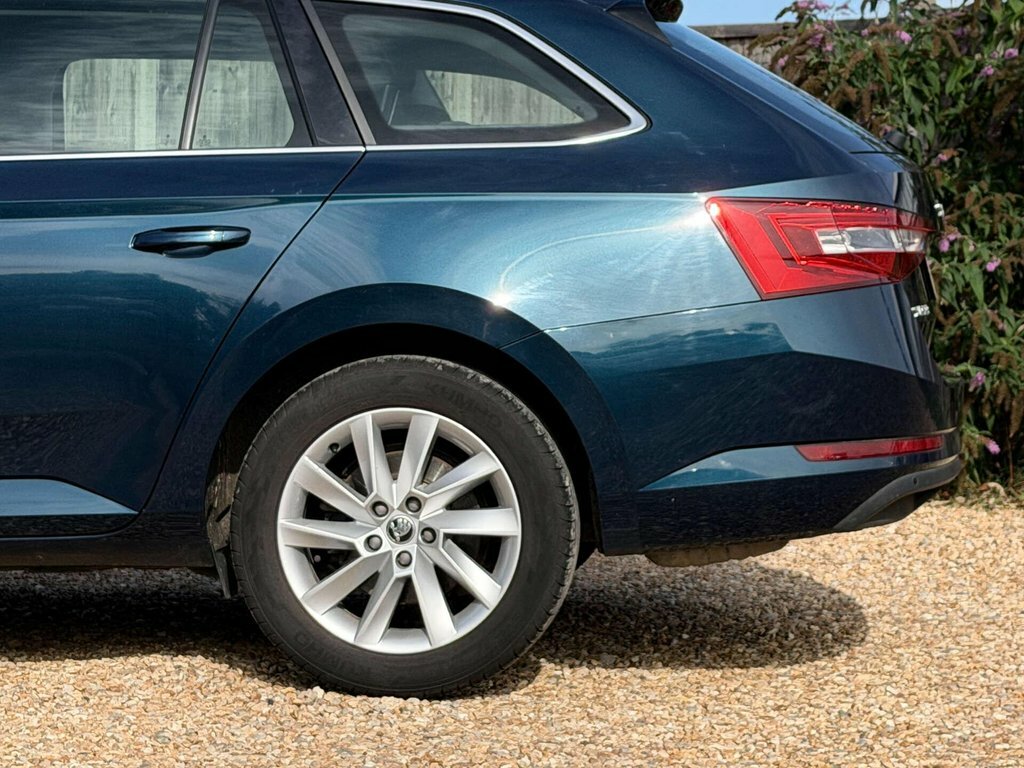 Skoda Superb Se L Executive Tsi Dsg Blue #20