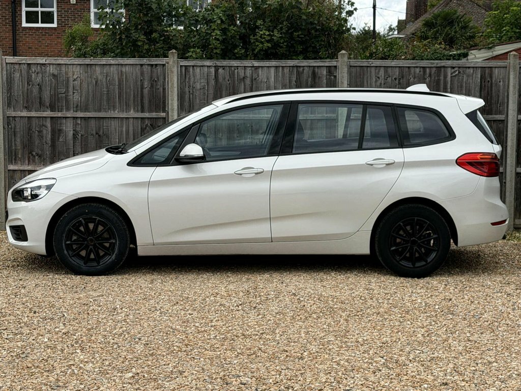 BMW 2 Series 218D Sport Step Estate Black #14