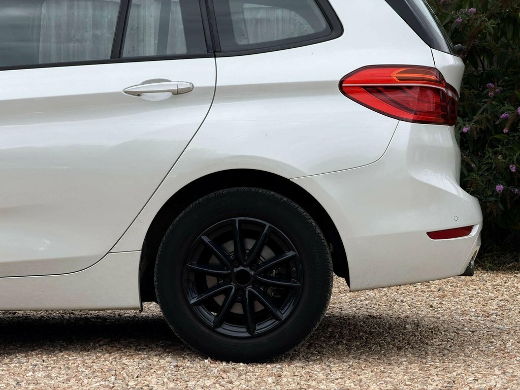 BMW 2 Series 218D Sport Step Estate Black #21