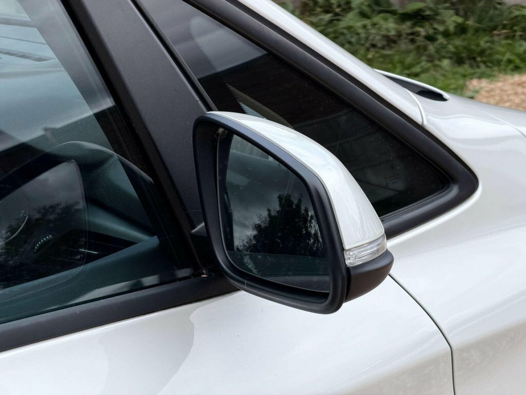 BMW 2 Series 218D Sport Step Estate Black #19