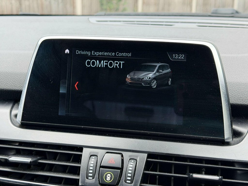 BMW 2 Series 218D Sport Step Estate Black #54