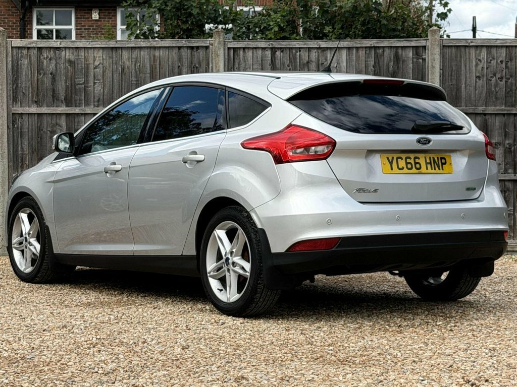 Ford Focus 1L Zetec Silver #4