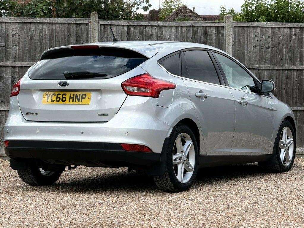 Ford Focus 1L Zetec Silver #3