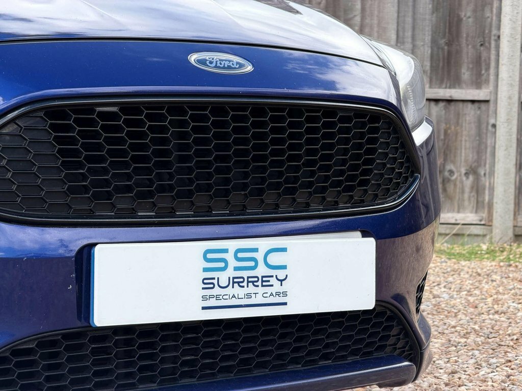 Ford Focus 1.0T Ecoboost St Line Hatchback Blue #16