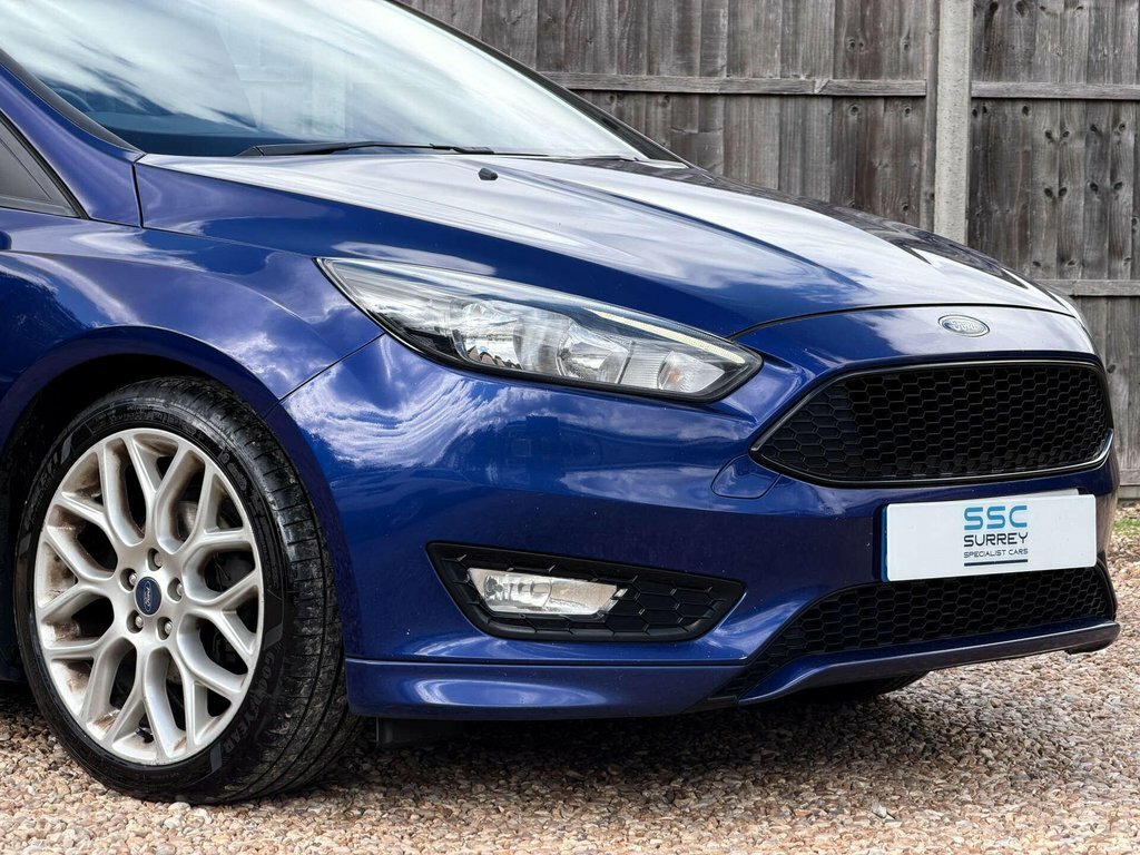 Ford Focus 1.0T Ecoboost St Line Hatchback Blue #15