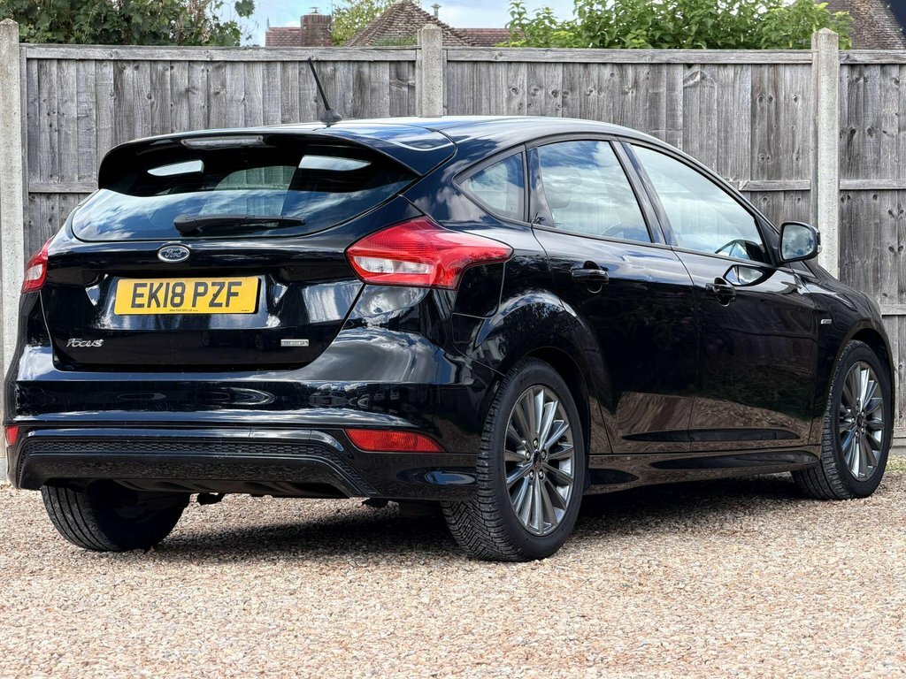Ford Focus 1L St-line Black #3