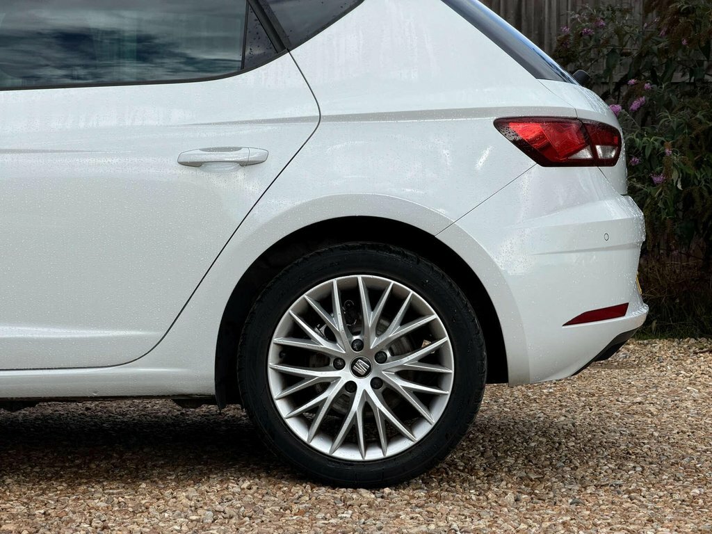 Seat Leon Estate 1.6 Tdi Se Technology St Dsg Euro 6 Ss 5 White #20