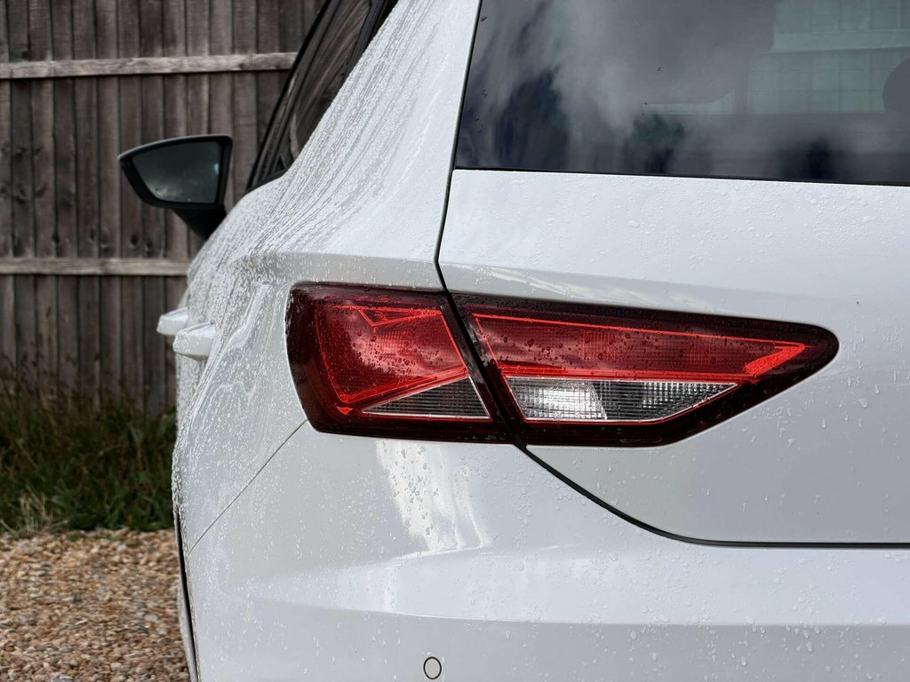 Seat Leon Estate 1.6 Tdi Se Technology St Dsg Euro 6 Ss 5 White #23