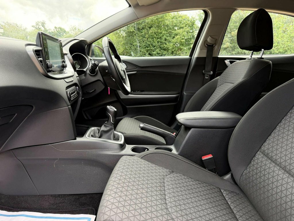 Kia Xceed 1L 2 Grey #6