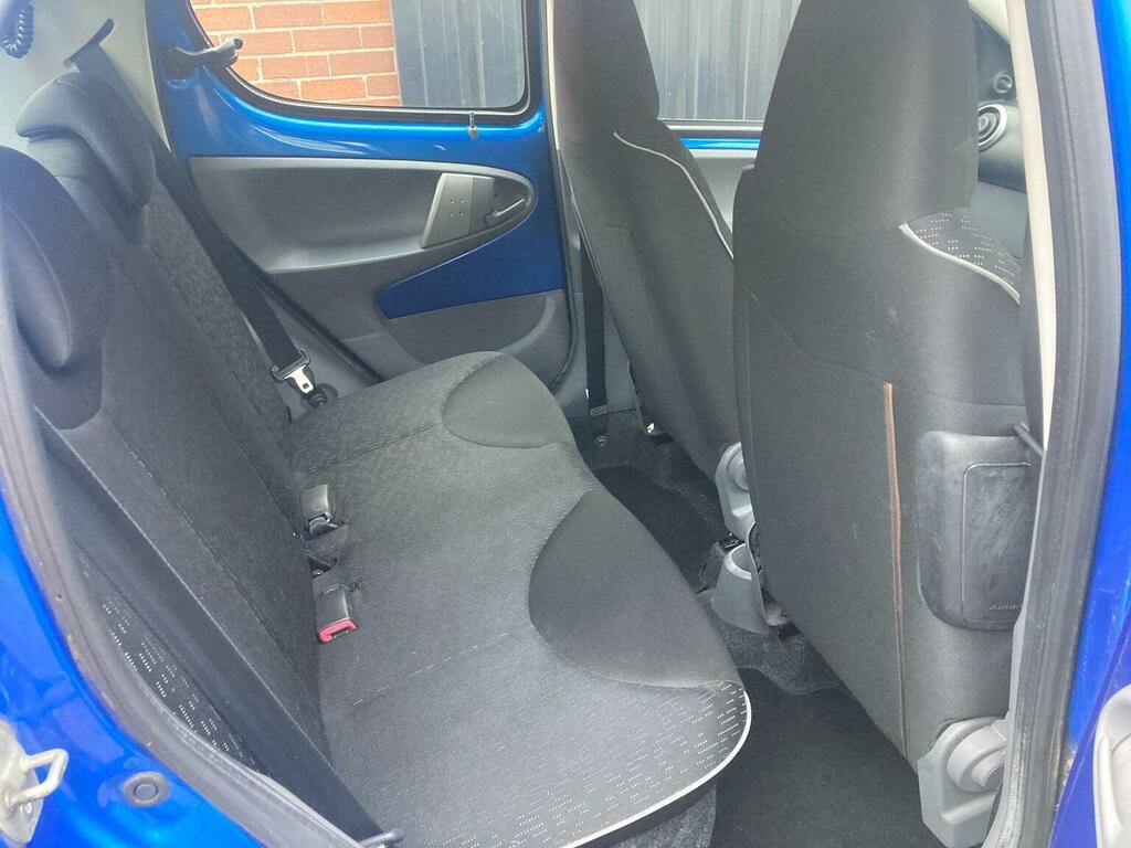 Peugeot 107  Blue #10