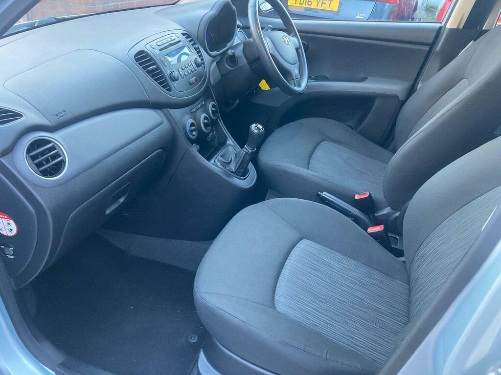 Hyundai I10 1.2 Classic 85 Bhp Red #18