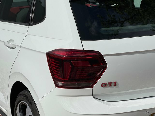Volkswagen Polo Mk6 Hatchback 1.0 Tsi 95Ps Beats Silver #24