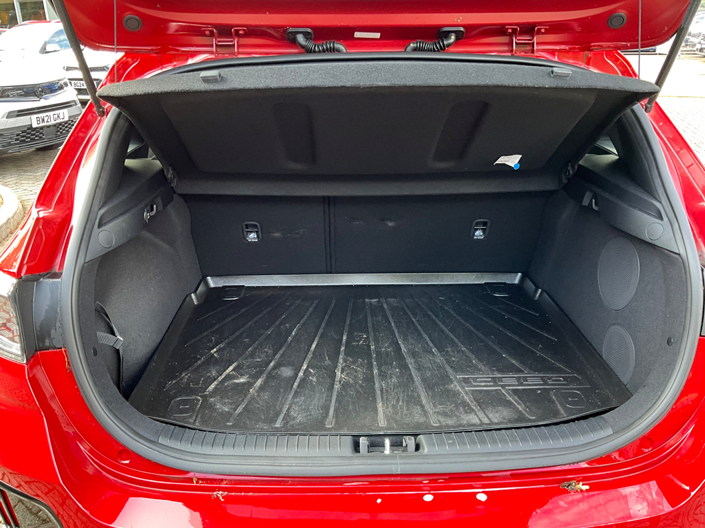 Kia Ceed 1.5 T Gdi Gt Line S Hatchback Dct BA24YTO  #6