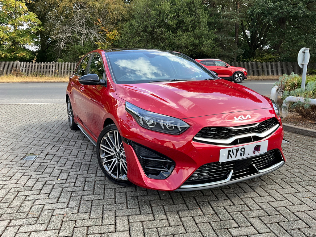 Kia Ceed 1.5 T Gdi Gt Line S Hatchback Dct