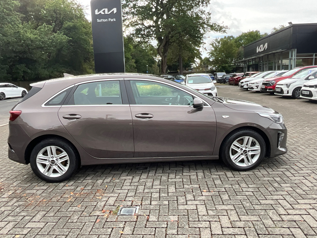 Kia Ceed 1.6 Crdi Mhev 2 Nav Hatchback Hybrid Ma LJ21SFM Brown #3