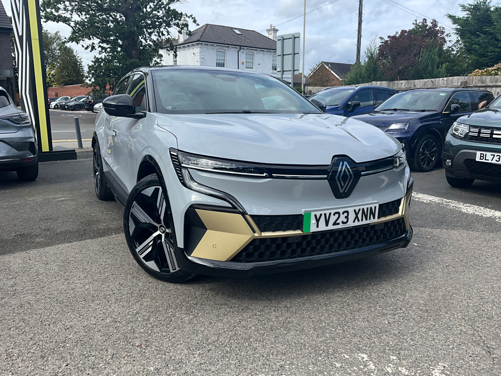 Renault Megane E-Tech 60Kwh Iconic Hatchback