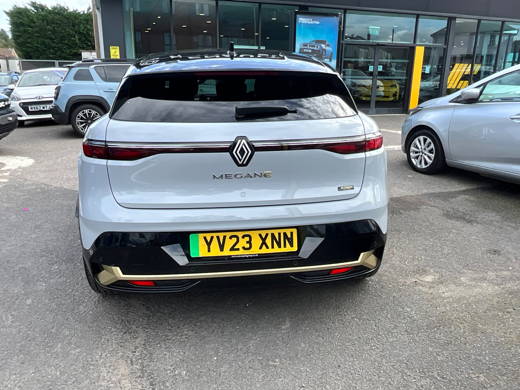 Renault Megane E-Tech 60Kwh Iconic Hatchback #4
